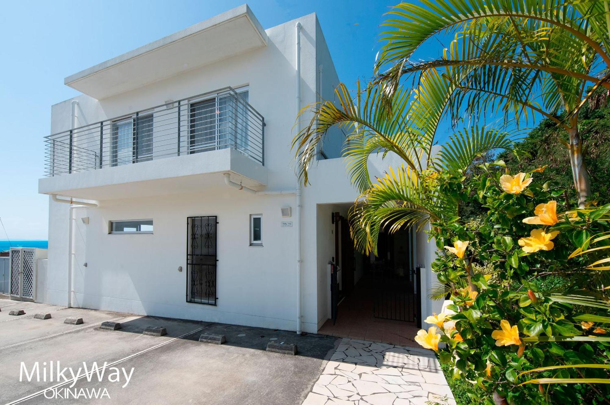 Okinawa Milky Way Vila Yomitan Exterior foto